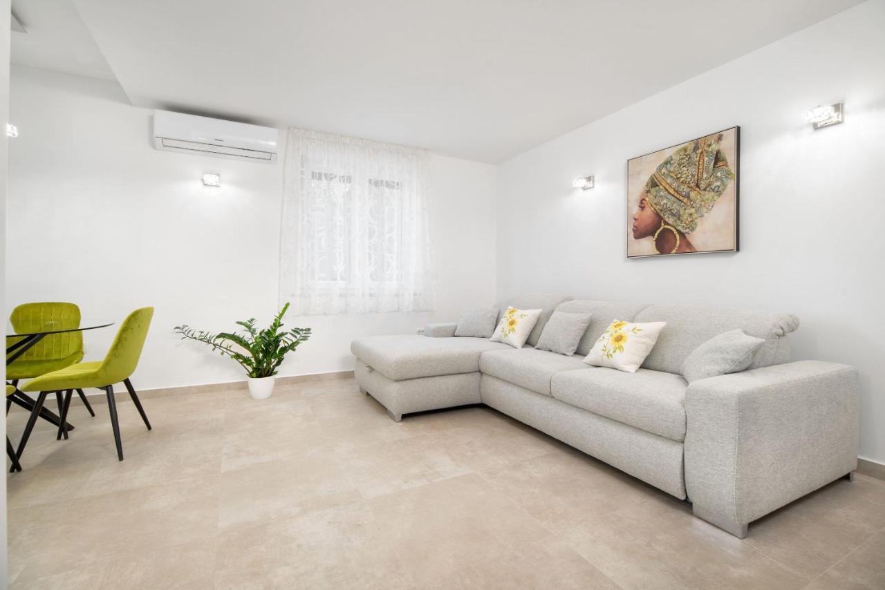 Apartment Amadeo Split